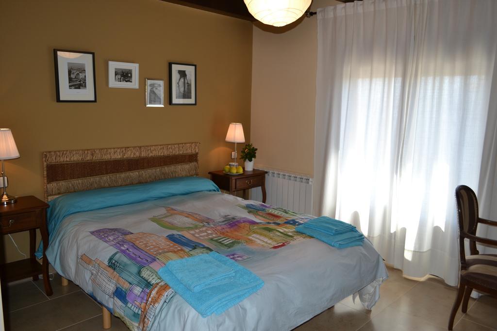 La Cantamora Hotel Rural Pesquera De Duero Chambre photo